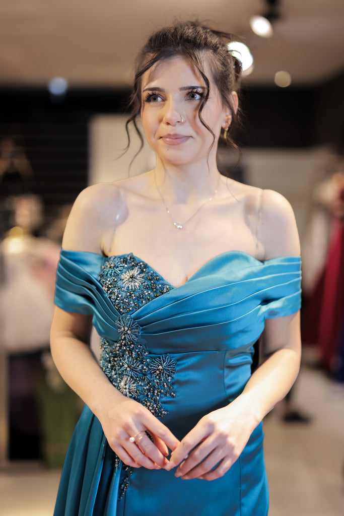Rana Türkis Dress