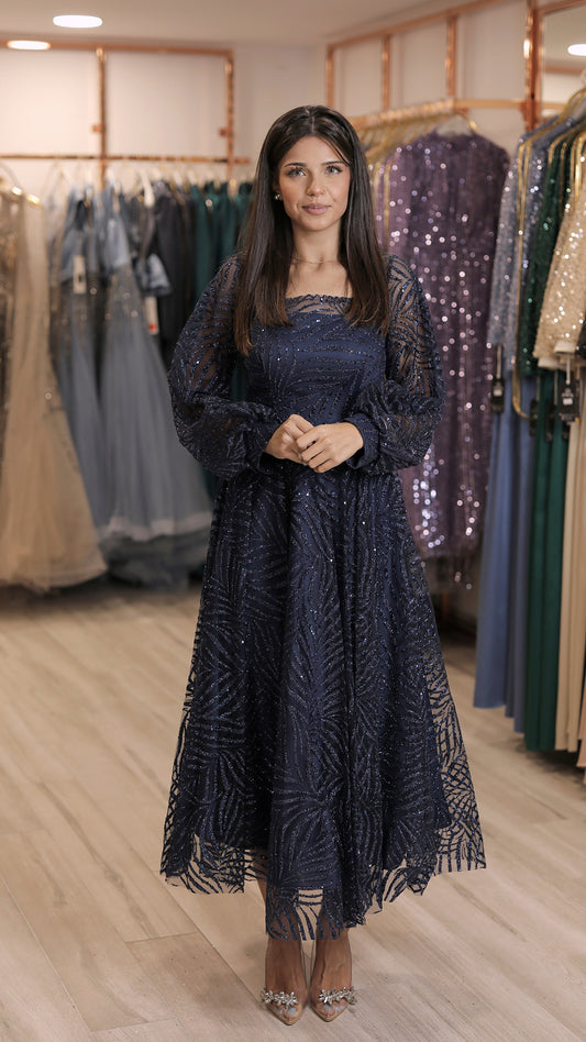 Atemberaubendes Abendoutfit Darkblue