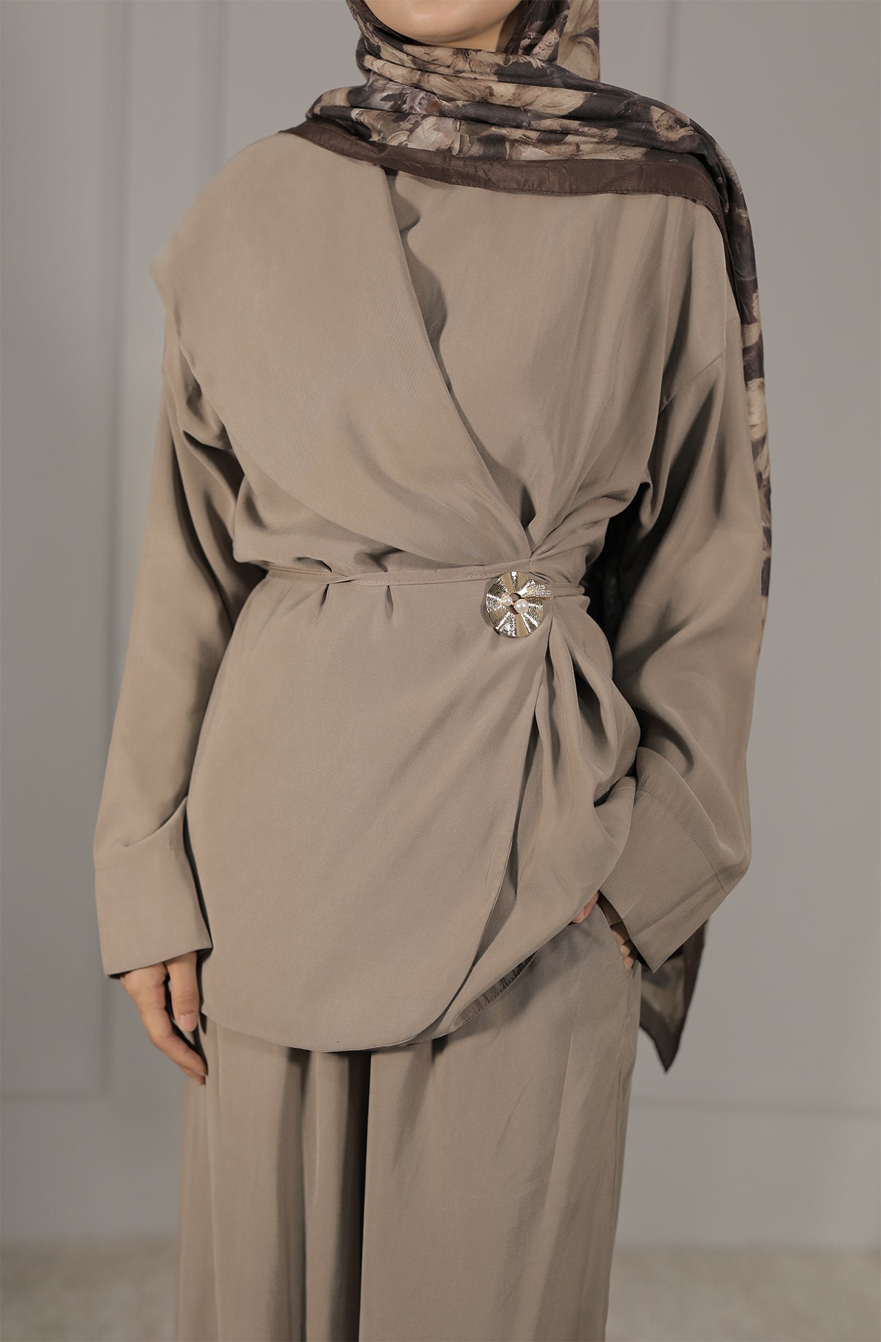 Elegantes Damen-Set in Vizon – Schlichte Eleganz für jeden Anlass