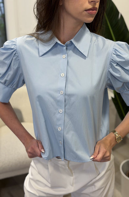 Damenbluse mit Puffärmeln in Hellblau