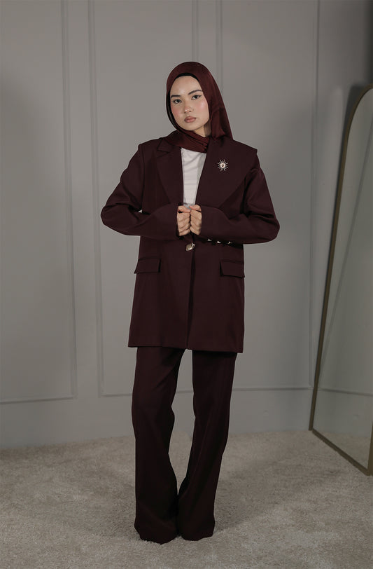Oversize Damen Blazer in Pflaume – Elegante Modest Fashion