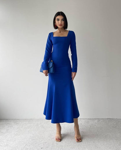 Ekel Kleid Blau