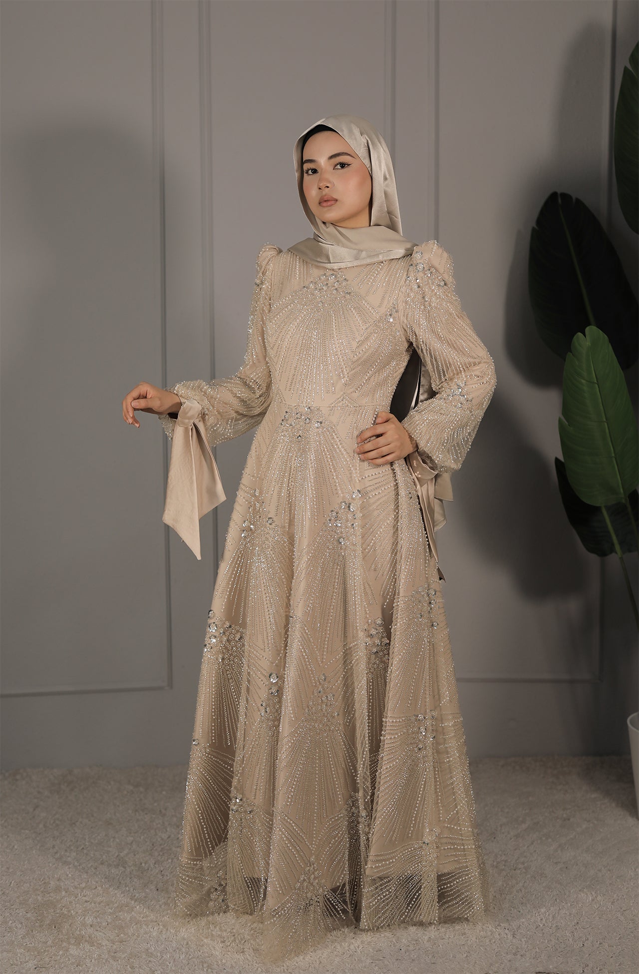 Saphira Dress - Beige
