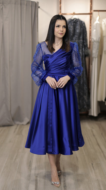 Bequemes Blaues Kleid