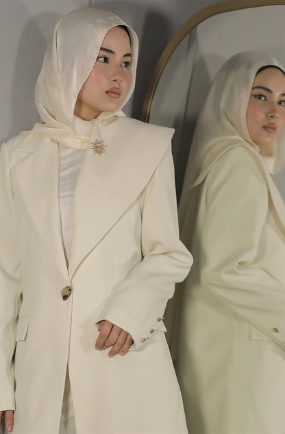 Eleganter Oversize Damen Blazer in Creme – Modest Fashion
