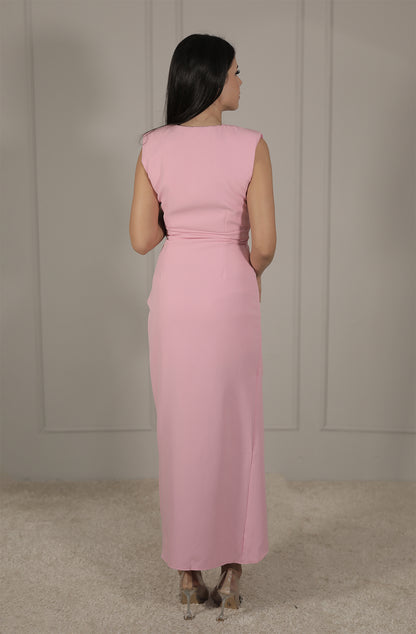 Elegantes Wickelkleid in Rosa mit Goldknöpfen