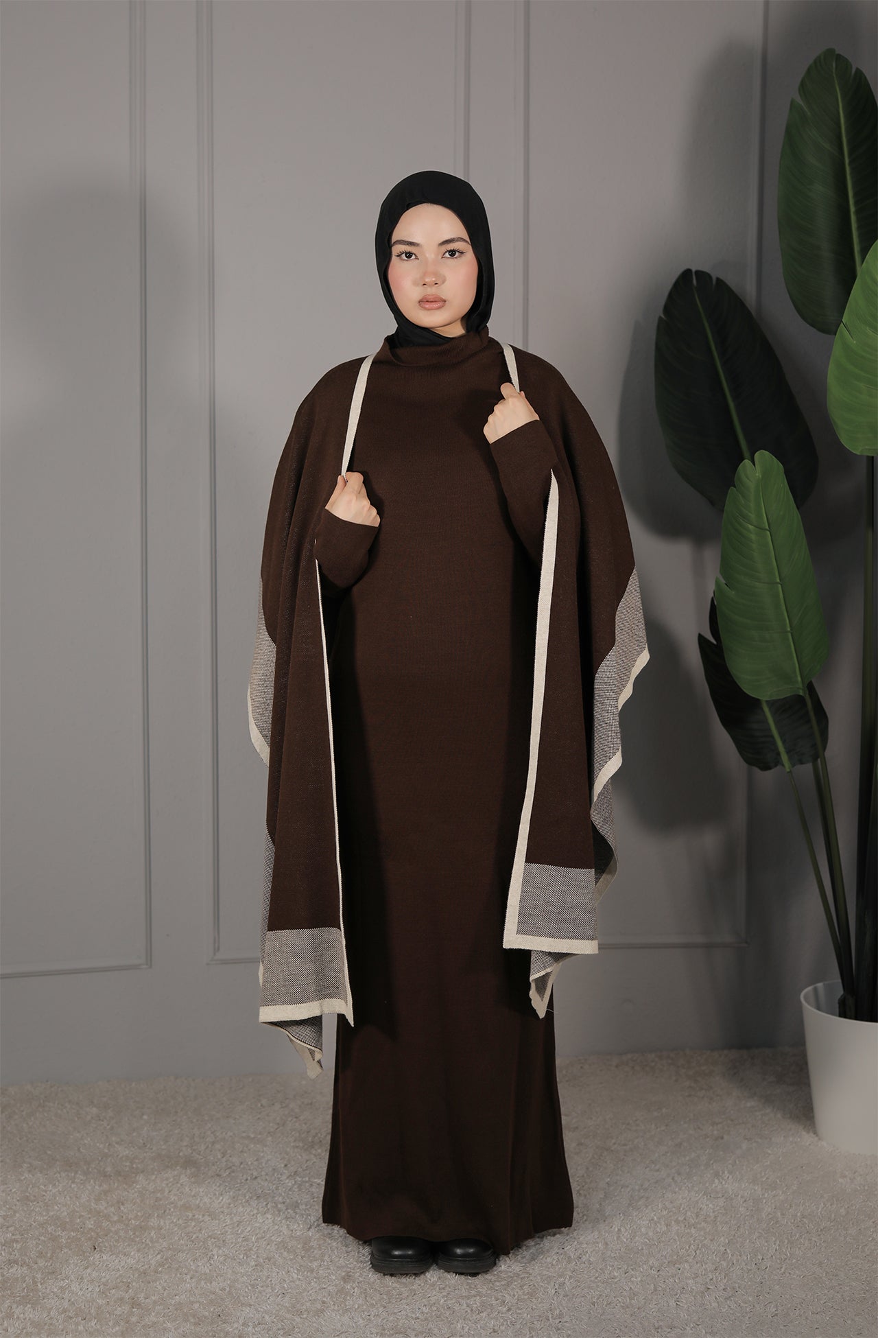 Zweiteiliges Strick-Set – Komfort & Minimalistische Eleganz